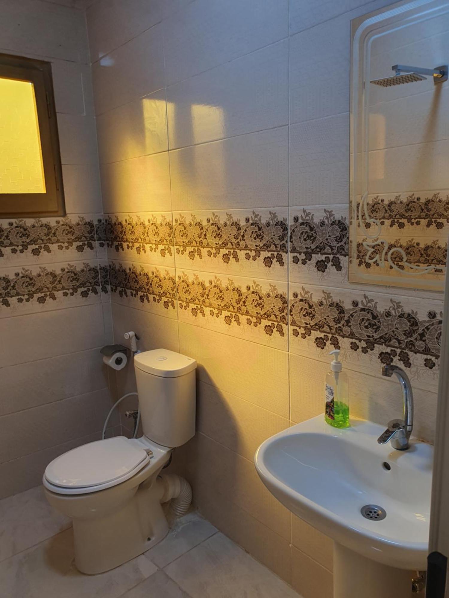 Andy Guest House Pyramids View Kafret el-Gabal Exterior foto